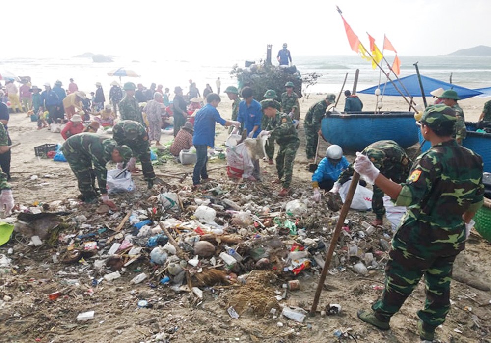 Thanh Hóa: Thực hiện nhiều giải pháp nhằm hạn chế ô nhiễm rác thải biển