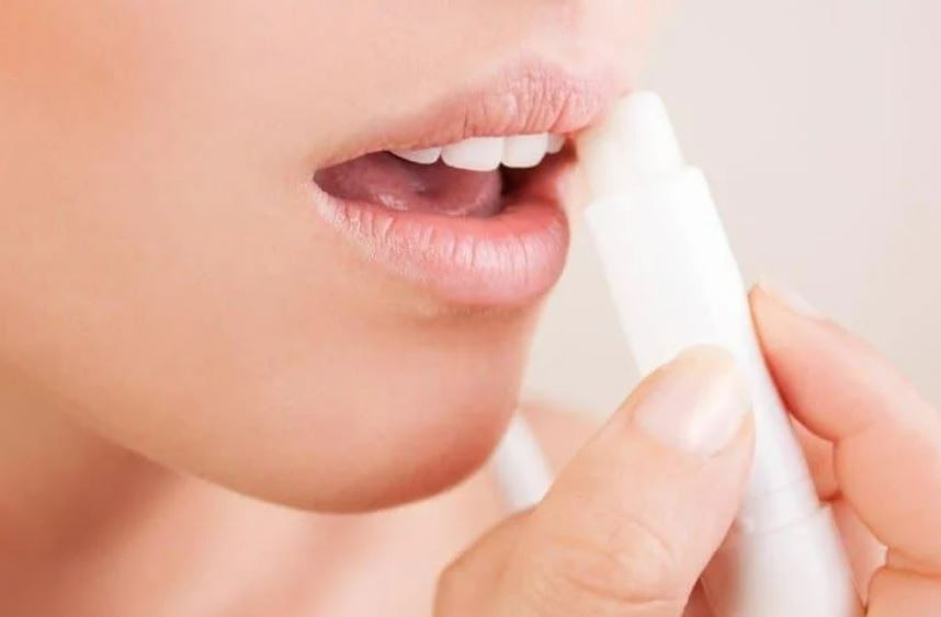 Sở hữu lọ mỹ phẩm “nhỏ nhưng có võ” khiến nhan sắc thăng hạng