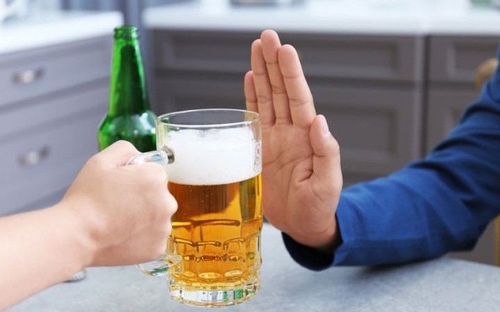Mức độ ảnh hưởng của rượu bia tới sức khỏe và kinh tế như thế nào?