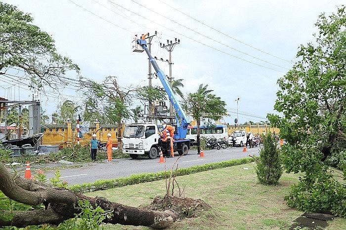 Tập trung cao độ khắc phục hậu quả do bão số 3 gây ra