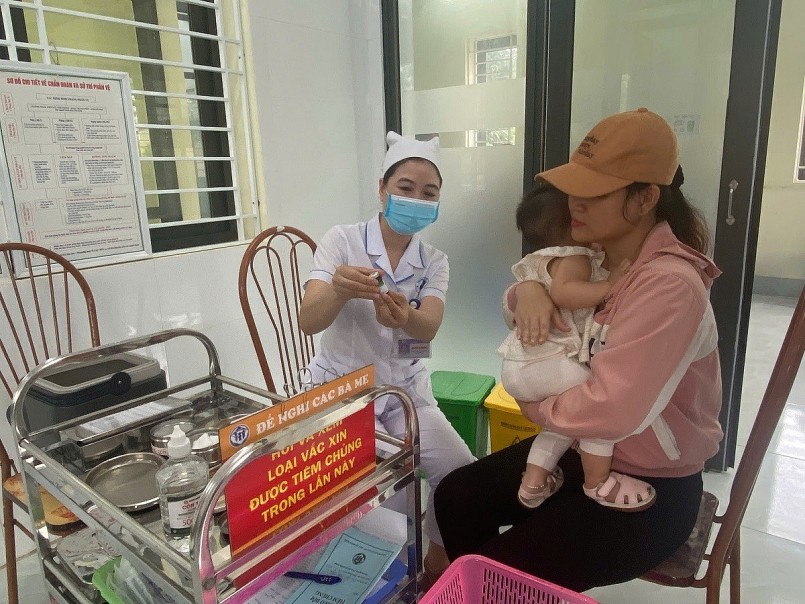 Thủ tướng yêu cầu đẩy nhanh tiêm chủng vaccine phòng, chống bệnh Sởi