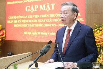 Tổng Bí thư Tô Lâm: Tiến tới miễn viện phí cho toàn dân