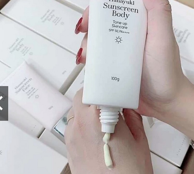 Lô sản phẩm Hanayuki Sunscreen Body (hộp 1 tuýp 100g) bị thu hồi.