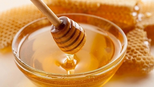 Cách đơn giản phân biệt mật ong giả