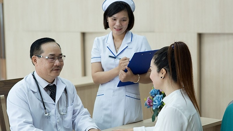Khám dịch vụ vẫn được BHYT chi trả: Người bệnh hưởng 