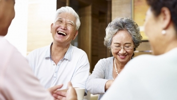 Bí mật từ hàm răng: tại sao người sống thọ thường giữ được răng thật đến cuối đời?