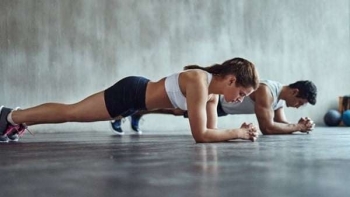 Plank: Bài tập đơn giản nhưng tốt cho cả cơ thể