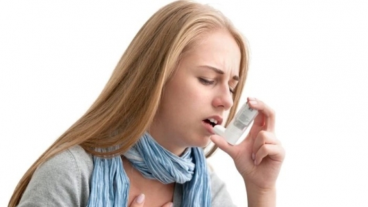 Hen suyễn nên kiêng gì để tránh cơn hen tái phát?