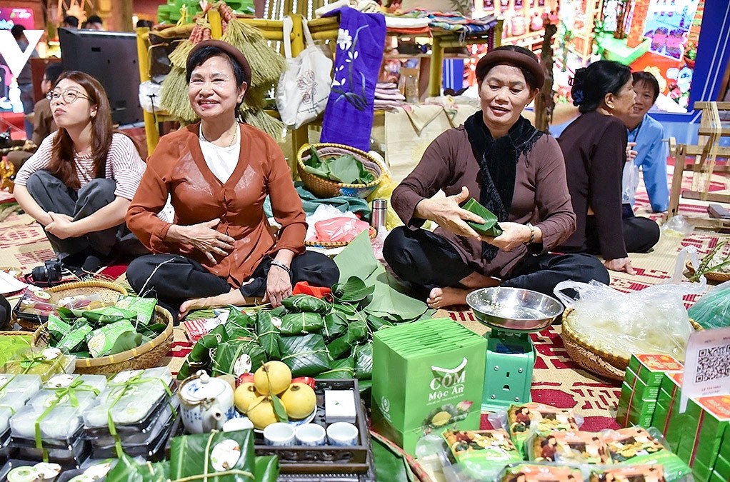 Các gian hàng sản phẩm thiên nhiên, OCOP tại Triển lãm thành tựu 80 năm Các gian hàng sản phẩm thiên nhiên, OCOP tại Triển lãm thành tựu 80 năm