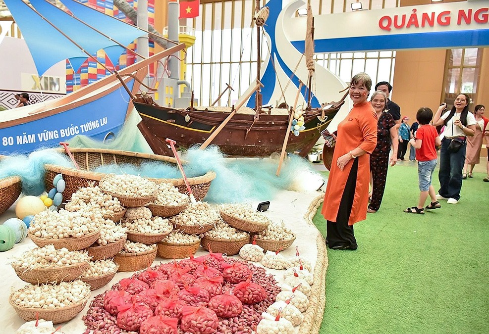 Các gian hàng sản phẩm thiên nhiên, OCOP tại Triển lãm thành tựu 80 năm Các gian hàng sản phẩm thiên nhiên, OCOP tại Triển lãm thành tựu 80 năm