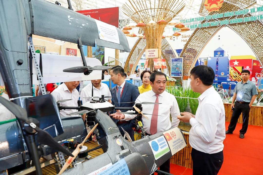 Các gian hàng sản phẩm thiên nhiên, OCOP tại Triển lãm thành tựu 80 năm Các gian hàng sản phẩm thiên nhiên, OCOP tại Triển lãm thành tựu 80 năm