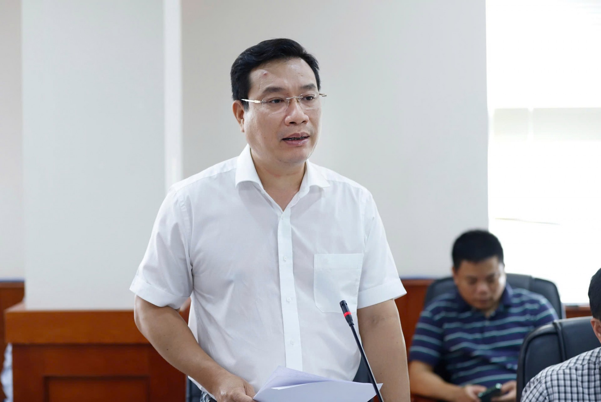 Bộ NN&MT giải đáp loạt vấn đề “nóng” về môi trường và đất đai: Không đánh đổi môi trường lấy kinh tế