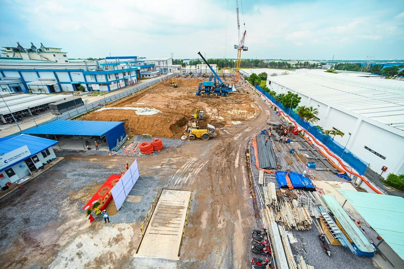 Bất động sản công nghiệp và nhà ở ven đô trở thành hai “đầu tàu” hút vốn