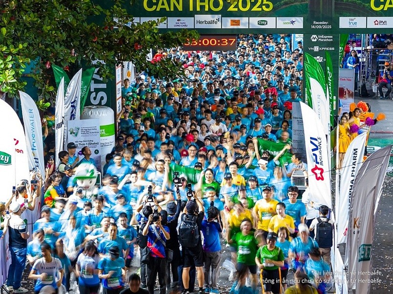 Herbalife Việt Nam đồng hành cùng giải chạy VnExpress Marathon Cần Thơ 2025