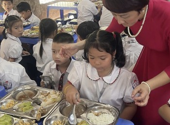 Hà Nội thành lập đoàn kiểm tra liên ngành, siết chặt quản lý bữa ăn bán trú trong trường học