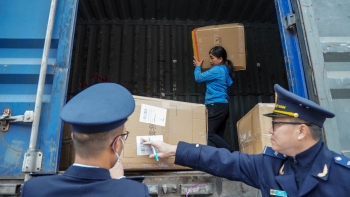 Hải quan phát hiện hơn 13.000 vụ vi phạm trong 9 tháng