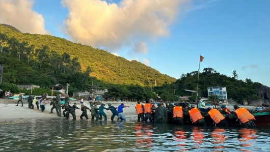 Thủ tướng Chính phủ chỉ đạo khẩn trương ứng phó mưa lũ kéo dài tại miền Trung