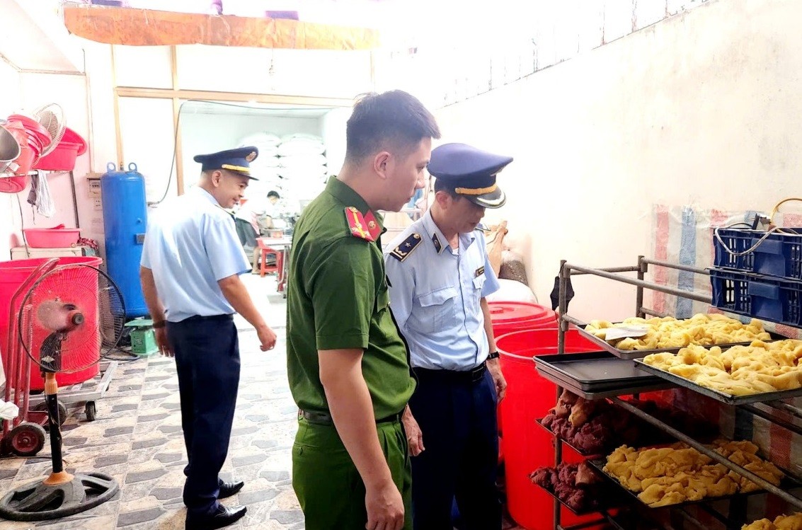 Bộ Y tế đề xuất tăng gấp đôi mức phạt vi phạm an toàn thực phẩm Bộ Y tế đề xuất tăng gấp đôi mức phạt vi phạm an toàn thực phẩm