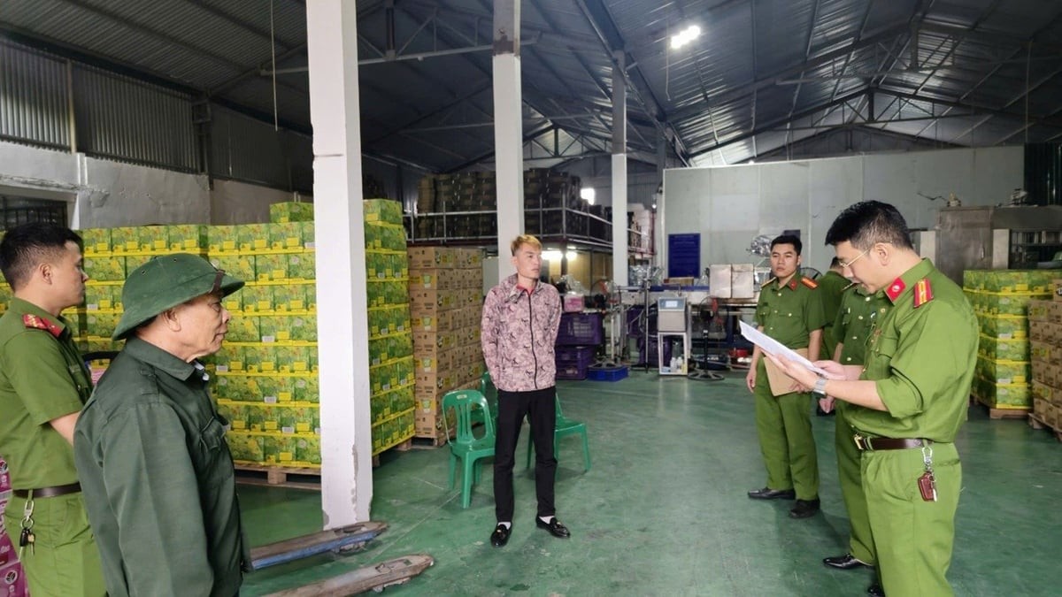 Phú Thọ triệt phá công ty sản xuất nước ngọt giả quy mô lớn Phú Thọ triệt phá công ty sản xuất nước ngọt giả quy mô lớn