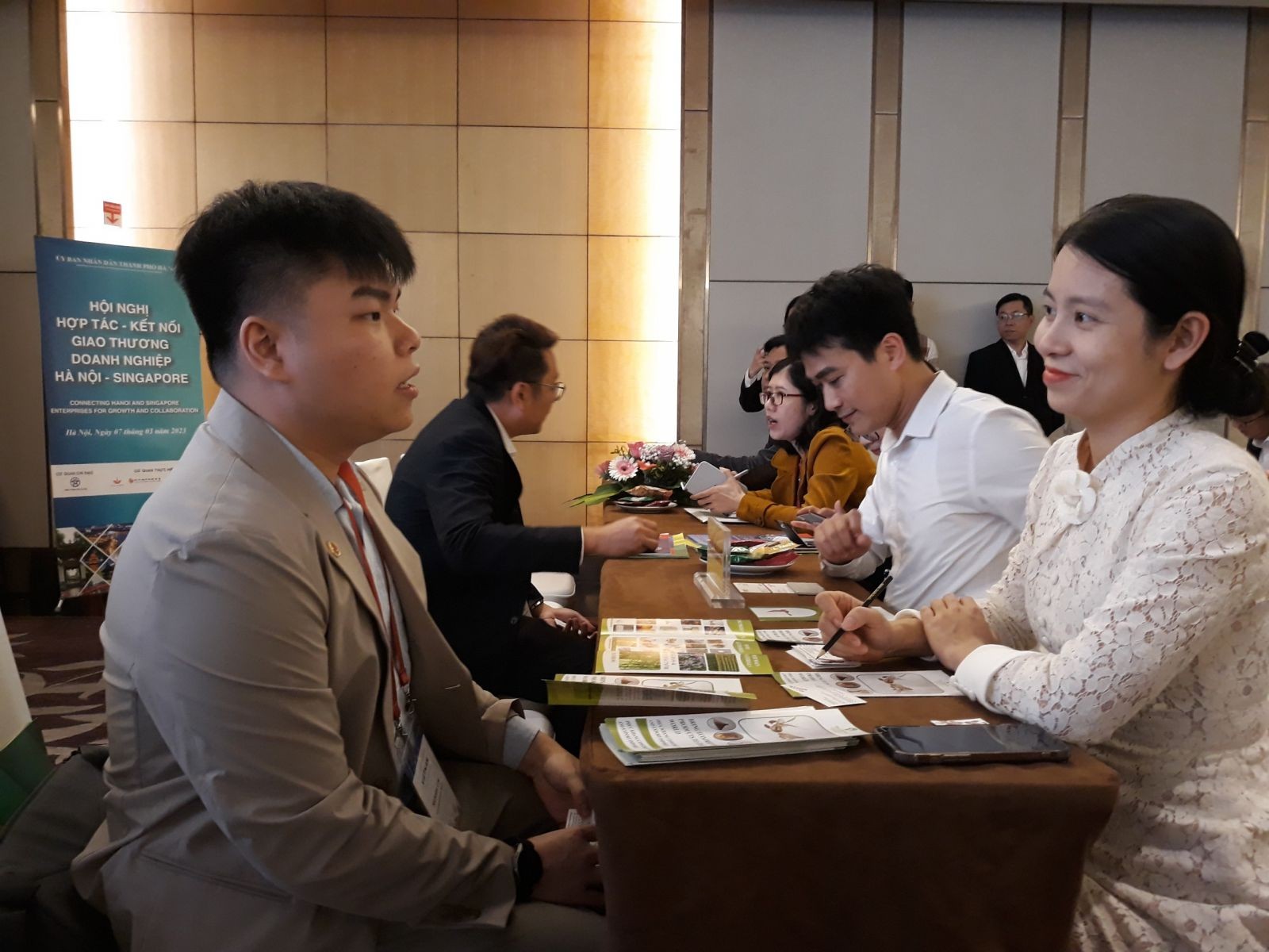 Kim ngạch thương mại Việt Nam - Singapore lập kỷ lục mới