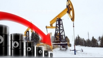 Giá xăng dầu hôm nay 2/3: Quay đầu giảm mạnh