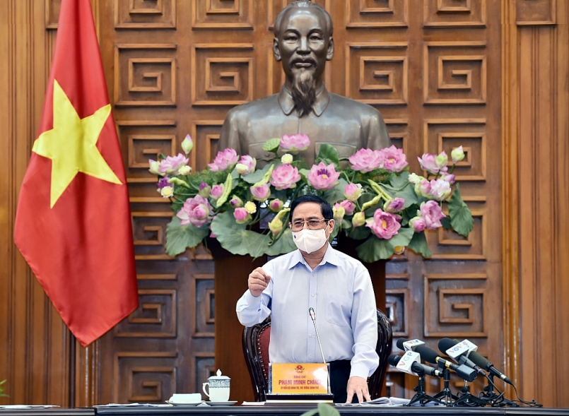 Thủ tướng Phạm Minh Chính phát biểu kết luận cuộc làm việc với Bộ Y tế sáng 15/5. - Ảnh: VGP