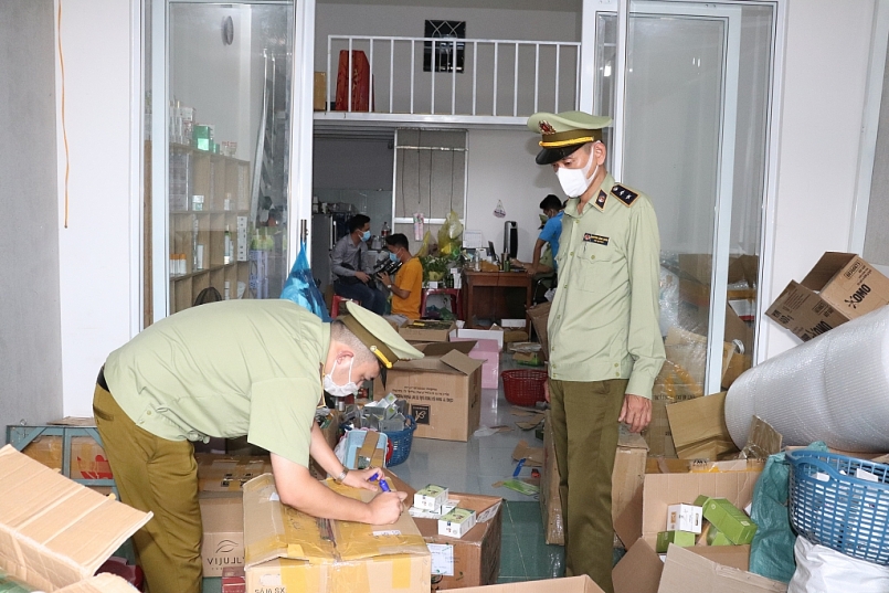 Đắk Lắk: Phát hiện hàng nghìn sản phẩm TPCN và mỹ phẩm không rõ nguồn gốc, xuất xứ