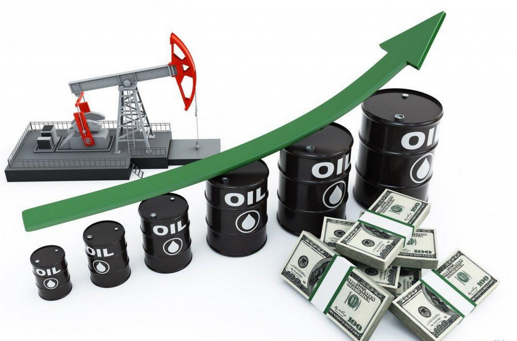 Giá xăng dầu hôm nay 2/7: Biến động nhẹ trên đỉnh 3 năm