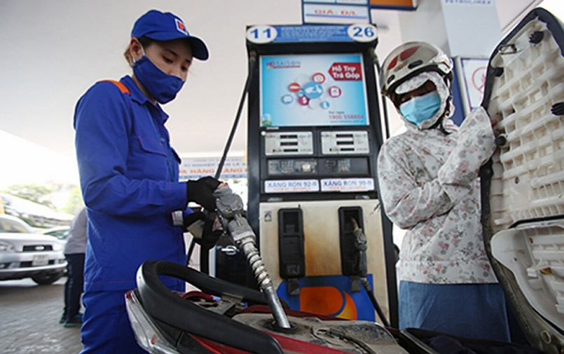 Giá xăng, dầu trong nước đồng loạt giảm nhẹ