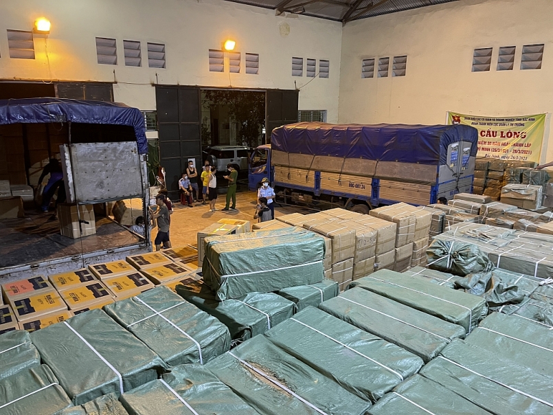Bắc Ninh: Phát hiện kho hàng 'khủng' chứa gần 50 tấn hàng hóa có dấu hiệu giả mạo nhãn hiệu