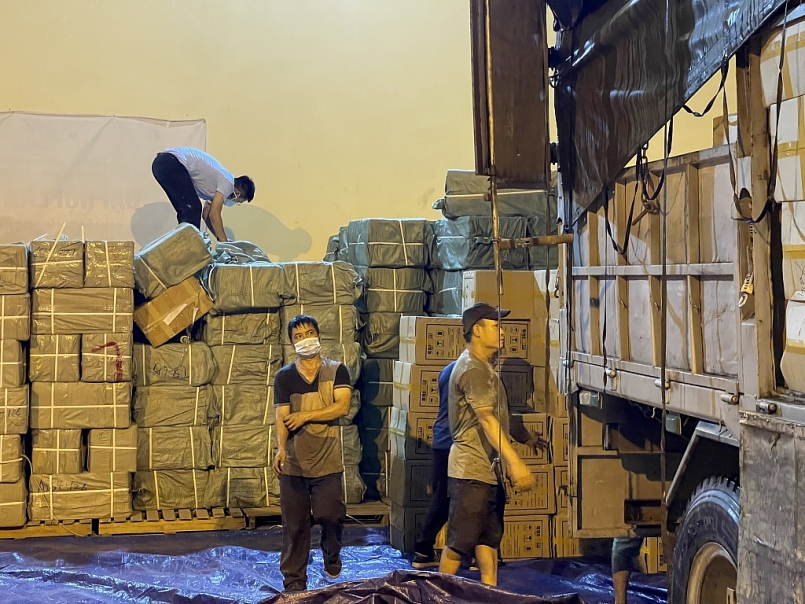 Toàn bộ số hàng hóa được di chuyển về kho của Cục QLTT Bắc Ninh để phục vụ quá trình thẩm tra, xác minh vi phạm